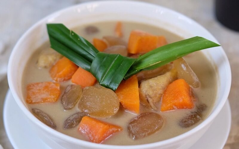 Kolak Pisang IG@susie.agung (iNews.id/esa putra tanjung)