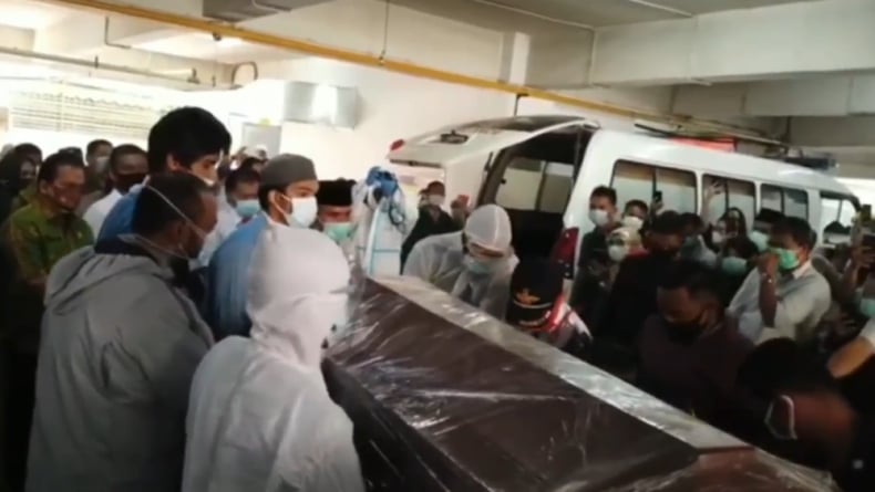 Doa untuk Orang Meninggal Dunia Sesuai Hadis dan Alquran Lengkap Beserta Artinya