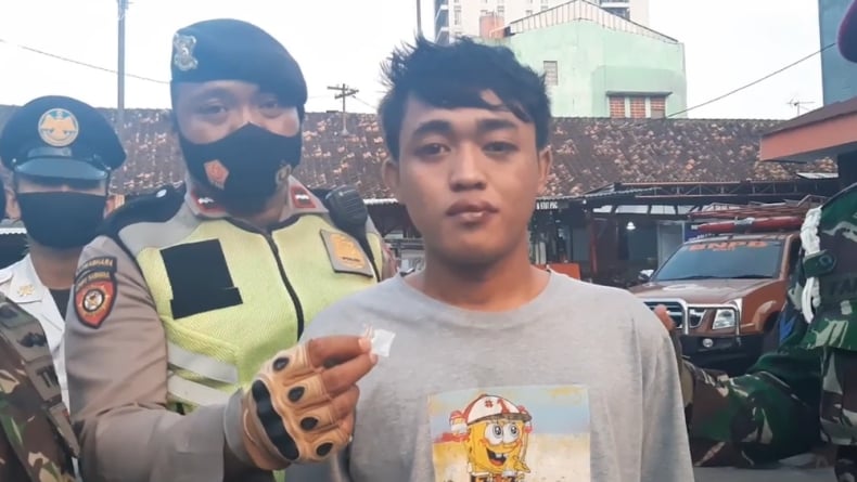 Tsk sabu-1 Pemuda di Lampung ditangkap karena bawa sabu (Andres Afandi/iNews)