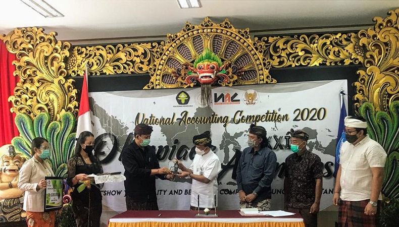 Politeknik Negeri Bali (PNB) menandatangani MoU2 Politeknik Negeri Bali (PNB) menandatangani Memorandum of Understanding (MoU) dengan dunia industri, dunia usaha dan dunia kerja (iduka) di Bukit Jimbaran, Kabupaten Badung, Provinsi Bali, Kamis (8 /10/2020). (Foto: iNews/Agus Sugiana)
