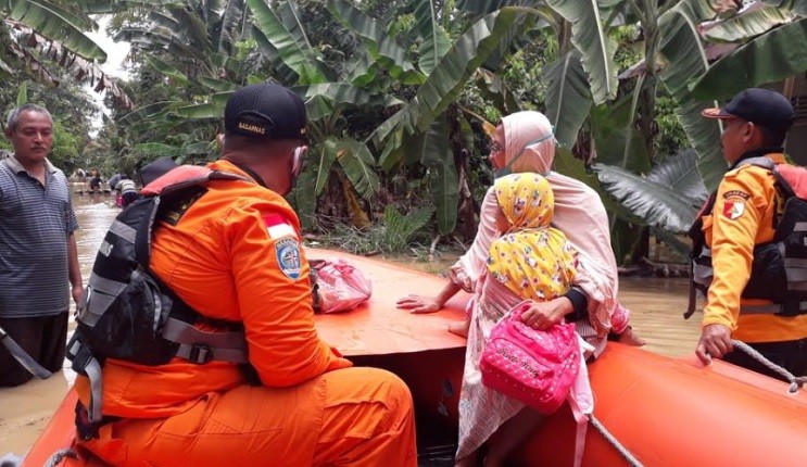 27 Banjir Cilacap