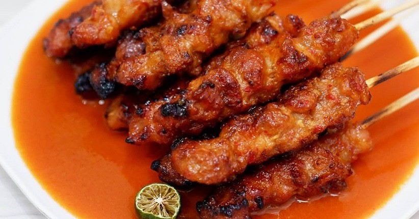 Mencicipi Sate Ayam Banjar yang Dimasak dengan Bumbu Pedas Manis, Ini Resepnya