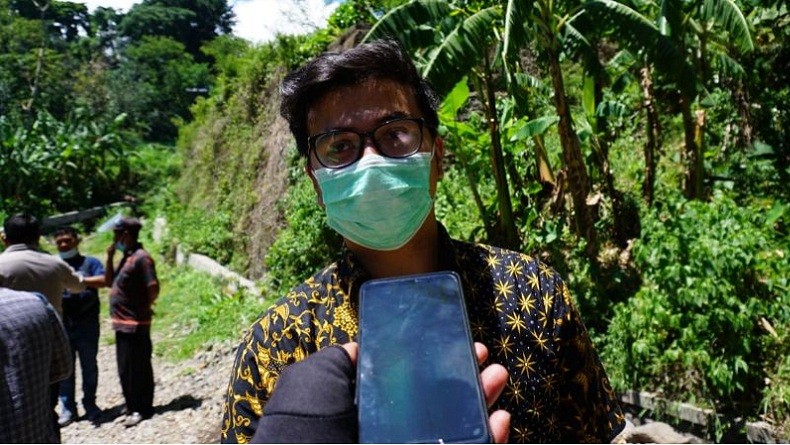 Cerita Misteri Sopir Mobil Nyasar Di Hutan Saya Diketuk Sosok Perempuan Rambut Panjang Bagian 1