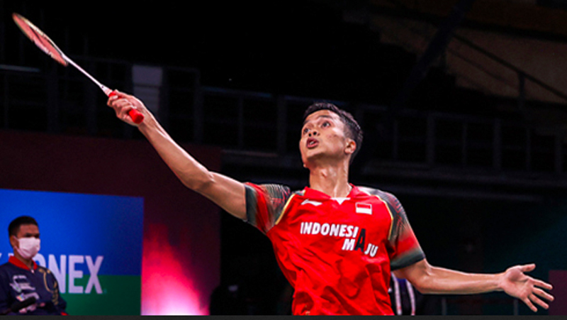 Anthony Ginting Tunggal putra Indonesia Anthony Sinisuka Ginting kalah dari wakil Denmark Viktor Axelsen pada semifinal Thailand Open 2021 di Impact Arena, Bangkok, Sabtu (16/1/2021) malam. (Foto: PBSI)