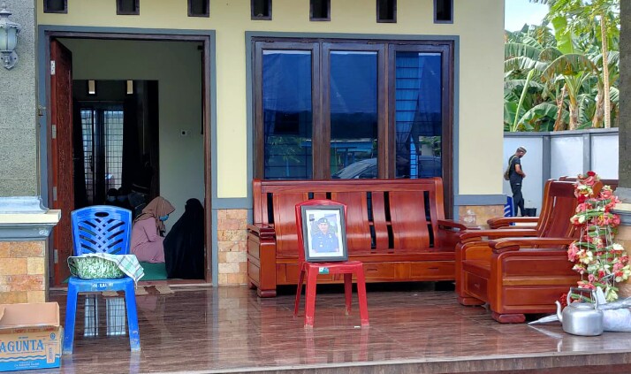 Rumah Duka Kepala BPBD Belitung Timur Rumah Duka Kepala BPBD Belitung Timur (Foto: Twitter Yusril)
