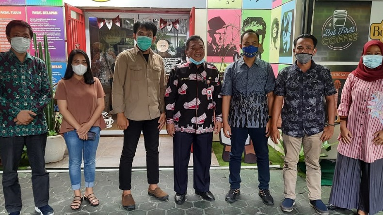 Tim iNews silaturahmi dengan Pemprov Riau Tim iNews silaturahmi dengan Pemprov Riau. (Foto: iNews)