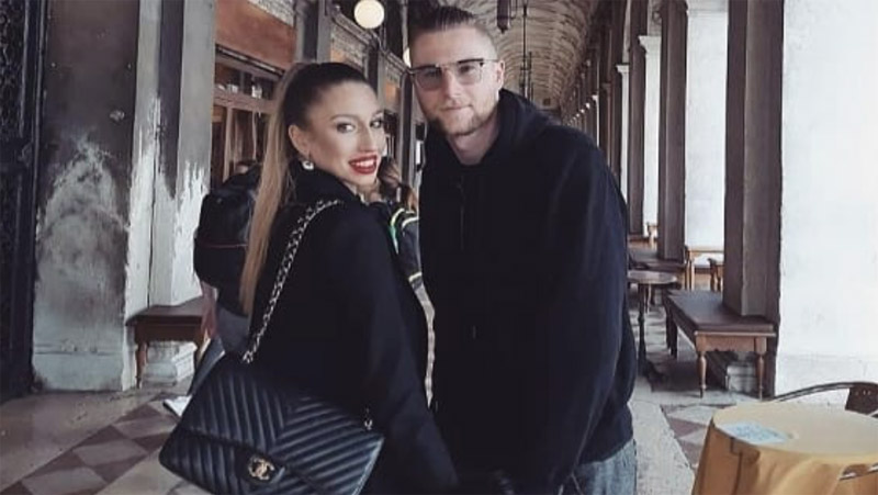 Barbora Hroncekova bersama Milan Skriniar Barbora Hroncekova bersama sang kekasih, Milan Skriniar. (Foto: Yahoo Sport)