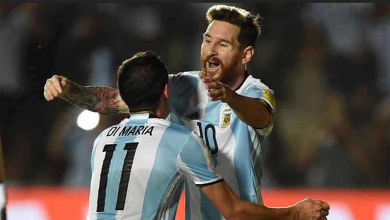 Kolaborasi Angel Di Maria (kiri) dan Lionel Messi di Timnas Argentina berjalan sangat baik. (Foto: ibtimes)