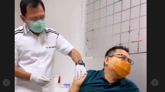 Anang Hermansyah ketakutan disuntik vaksin Nusantara. (Foto: Instagram/Ashanty)