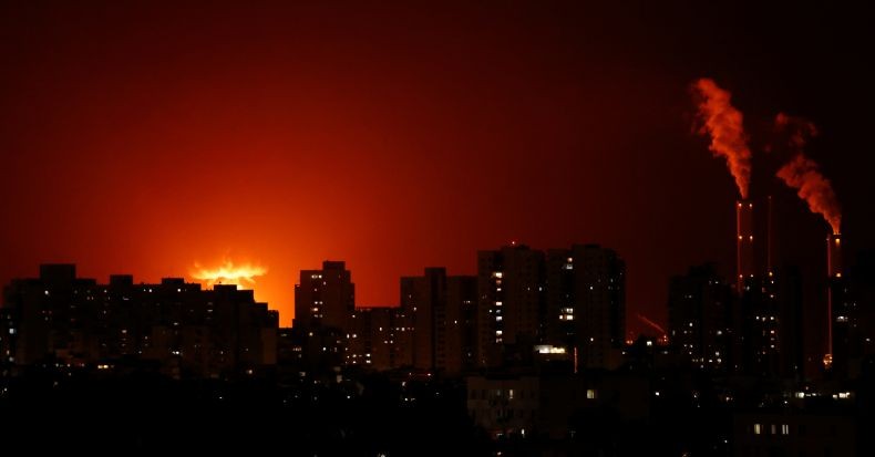 Serangan roket dari Gaza menghantam Ashkelon (Foto: Reuters)