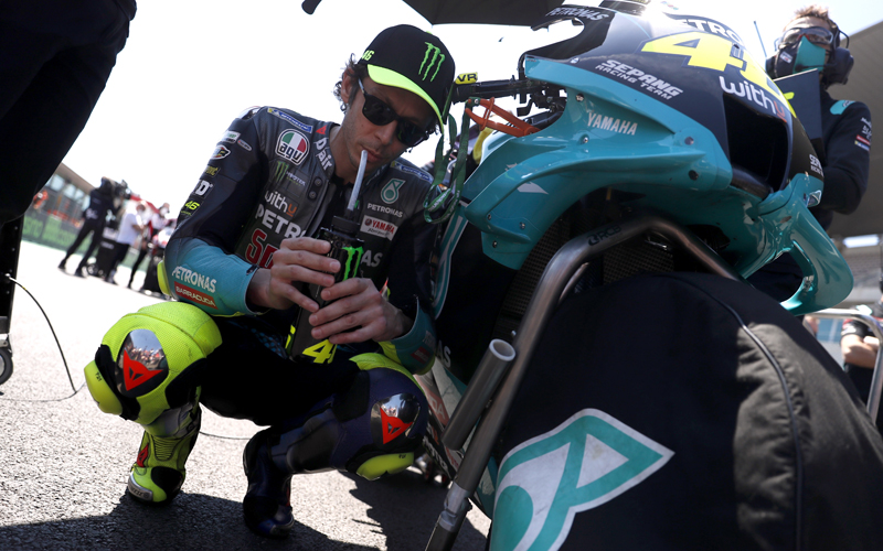Valentino Rossi Pembalap Petronas Yamaha Valentino Rossi senang meski cuma finis ke-11 pada MotoGP Prancis 2021 di Sirkuit Le Mans, Minggu (16/5/2021) malam WIB. (Foto: Reuters)