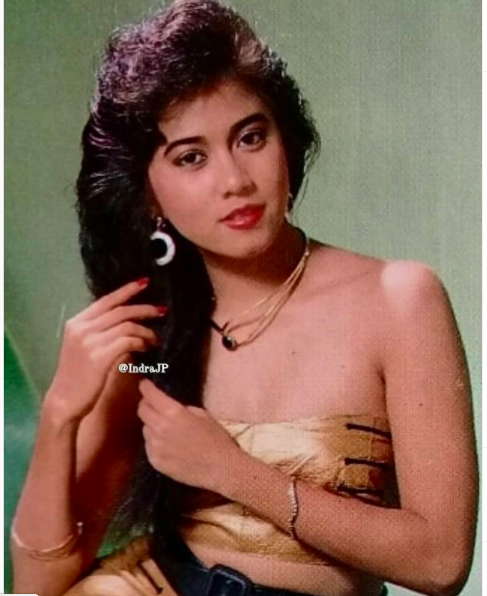 5 Gaya Sally Marcellina, Artis Paling Seksi 1990-an Dipuja-puja Pria