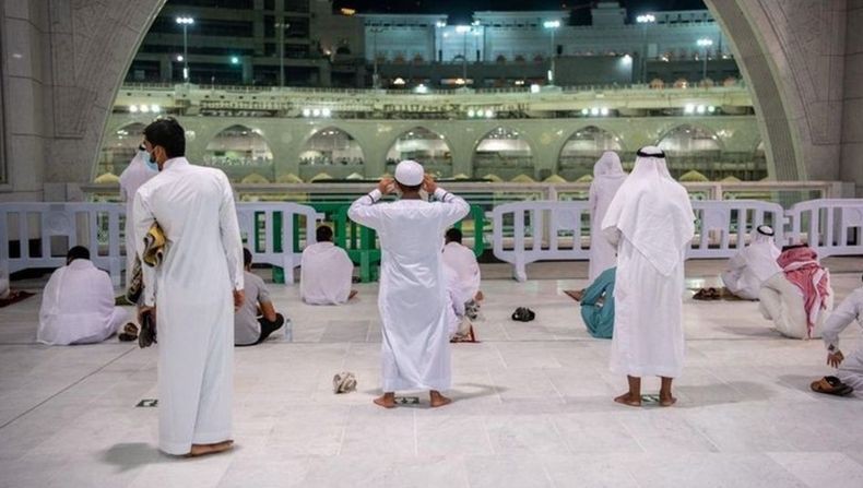 Tata Cara Makmum yang Masbuk dalam Sholat