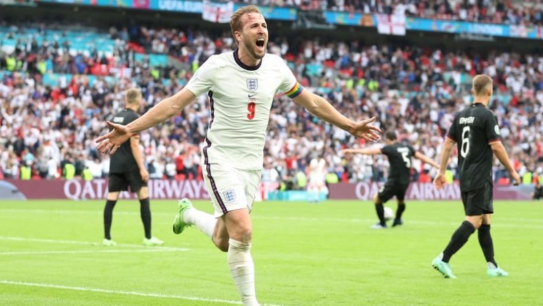 Selebrasi Harry Kane usai cetak gol di laga Inggris vs Jerman. (Foto: Reuters)