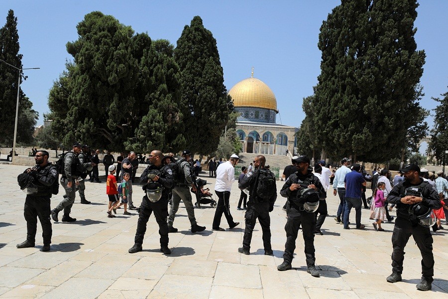 Dikawal Pasukan Israel, Ratusan Pemukim Yahudi Geruduk Masjid Al Aqsa