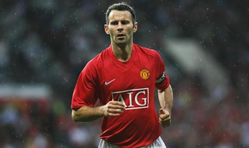 Legenda Manchester United (MU) Ryan Giggs ungkap satu bek paling ganas di dunia. Dia pernah patah hidung menghadapi defender tersebut. (Foto: Talk Sport)