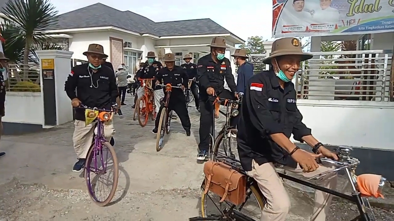 Meriahkan Hut Ke 76 Ri Komunitas Sepeda Onthel Di Pidie Jaya Gowes Bareng