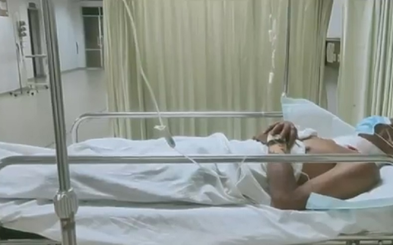 Kapolsek tewas dibacok Pelaku MS yang membacok korban ED hingga tewas dirawat di RSUD dr Soedarso, Pontianak. (Foto: iNews/Uun Yuniar)