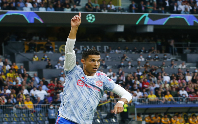Ronaldo merayakan gol ke gawang Young Boys Striker Man United, Cristiano Ronaldo merayakan gol ke gawang Young Boys dalam laga Liga Champions 2021/2022 di Stadion Wankdorf, Selasa (14/9/2021). (Foto: REUTERS/Denis Balibouse)