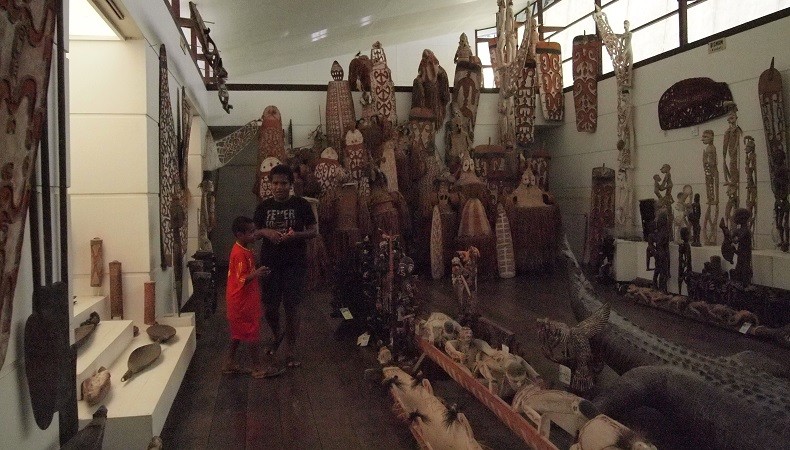 Museum Kebudayaan dan Kerajinan Asmat, Distrik Agats, Kabupaten Asmat, Papua. (Foto: iNews/Maria Christina)