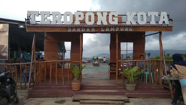 Tempat Wisata di Bandar Lampung Teropong Kota Tempat Wisata di Bandar Lampung Teropong Kota Bukit Sindy (Instagram)