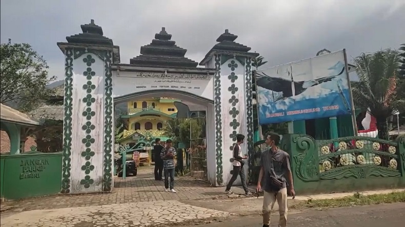 Kerjaan Angling Dharma Pandeglang1 Kerjaan Angling Dharma Pandeglang. (Foto: iNews/Iskandar Nasution)