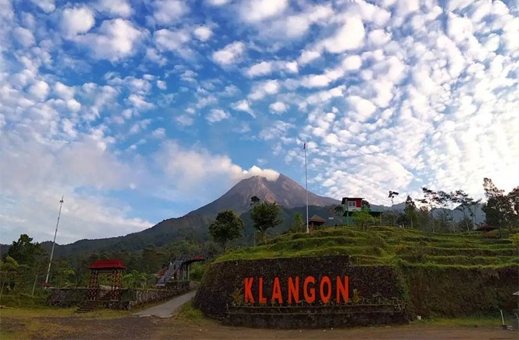 Bukit Klangon menjadi salah satu tempat camping di Sleman Yogyakarta. (Foto: IG/Bukit Klangon)