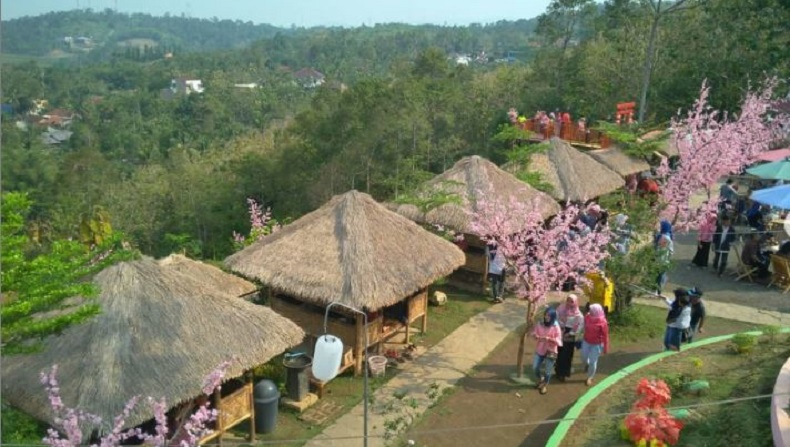 Taman Satwa Lembah Hijau Taman Satwa Lembah Hijau. (Foto: Instagram/harry_yaan)