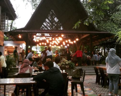 Kafe Rumah Pohon salah satu tempat nongkrong terdekat di Sumatera Utara. (Foto: Instagram)