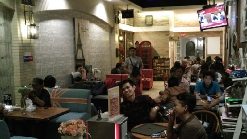 London Kafe Makassar. (Foto: Istimewa).