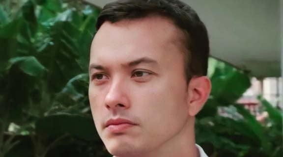 Artis Indonesia hobi fotogrArtis Ganteng Indonesia Punya Banyak Fans Perempuan. (Foto: Instagram)afi, Nicholas Saputra.