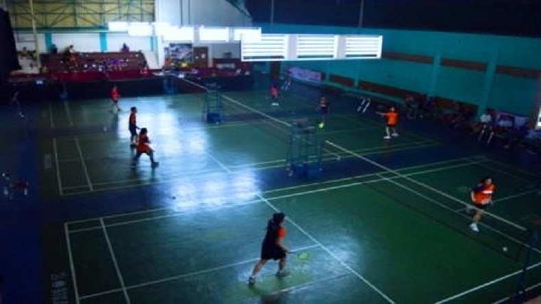 Pemain bulutangkis berlaga di Bikasoga Sport Center Bandung. (Facebook/BIKASOGA)