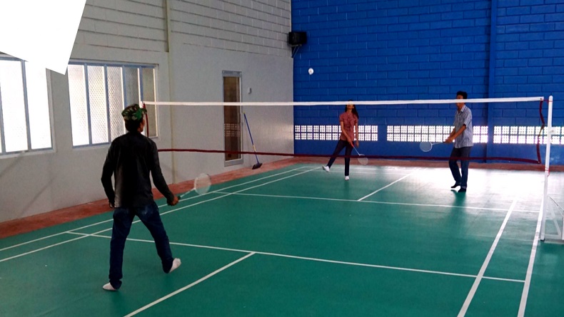 Badminton