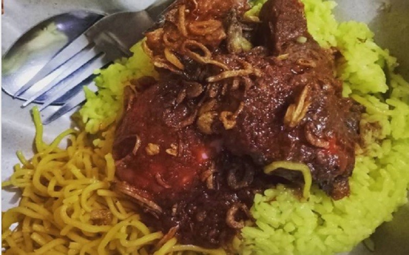 Tempat Kuliner di Marga Sari Balikpapan Barat, Nasi Kuning Haji Daud  (Foto: Instagram/Astiharumi)