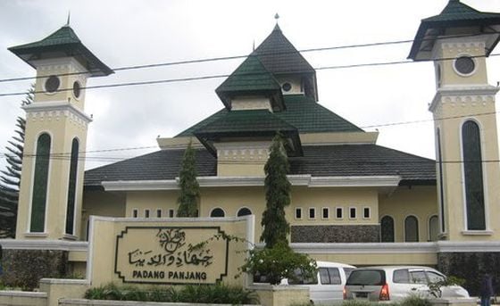 masjid jihadu wa lidaina (Foto: Facebook/Padang Panjang)