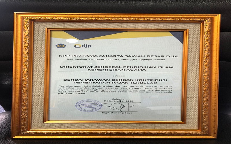 Penghargaan dari Kantor Pelayanan Pajak (KPP) Pratama Jakarta Sawah Besar Dua ini diberikan pada Kamis (11/11/2021). Melalui keaktifan menyetorkan pajak,