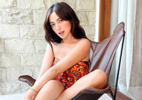 Jessica Iskandar Artis menikah dengan keturunan bangsawan, Jessica Iskandar.