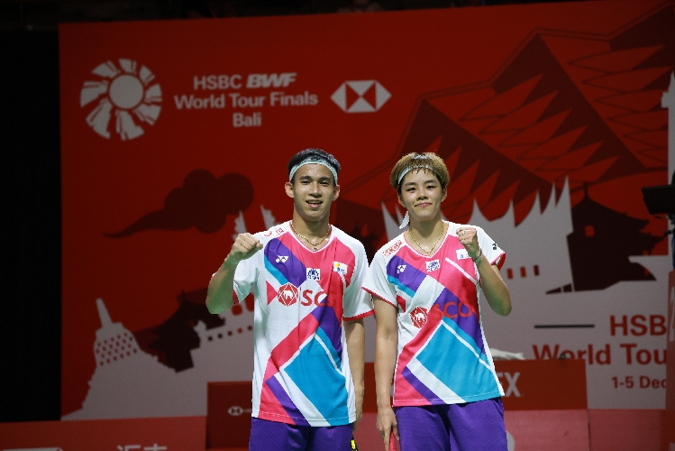 Dechapol/Sapsiree BWF World Tour Finals Dechapol Puavaranukroh/Sapsiree Taerattanachai menjadi juara BWF World Tour Finals 2021. Dechapol/Sapsiree sapu bersih tiga gelar juara di Bali. (foto: Humas PBSI).