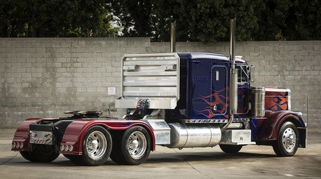 optimus prime 2007 truck