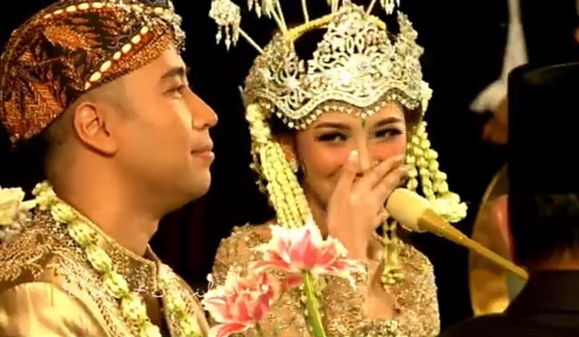 Vidi Aldiano dan Sheila Dara menjalani Ramadan sebagai pasangan. (Foto: IG)