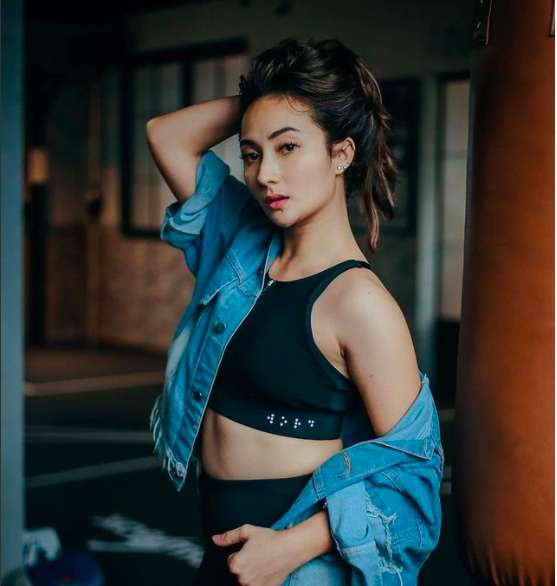 Artis cantik berdarah bali. (Foto: Instagram)