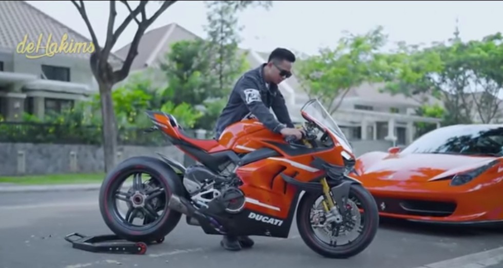 Ducati Doni