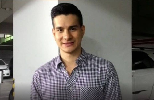 Artis Pria Indonesia Memutuskan Jadi Mualaf. (Foto: Instagram)