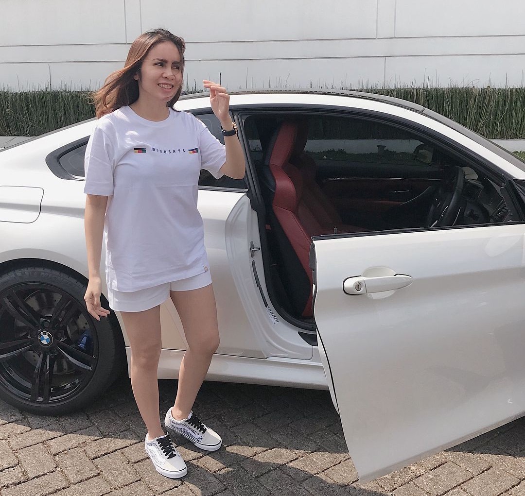 BMW Momo