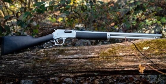 Paslon Pilbup Yalimo Provinsi Papua, Nahor Nekwek bersama Jhon W Wilil sebagai pemenang pada pemungutan suara ulang (PSU). (Foto: Antara)