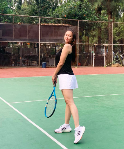 Artis Cantik Indonesia yang Hobi Olahraga Tenis. (Foto: Instagram)