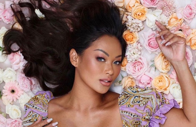 Artis Indonesia yang menikah dengan bule mualaf, Indah Kalalo. (Foto: IG)