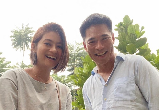 Artis Indonesia yang menikah dengan bule mualaf, Rini Yulianti. (Foto: IG)