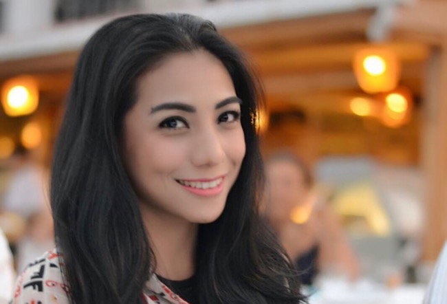 Artis Indonesia yang menikah dengan bule mualaf, Siti Perk. (Foto: IG)