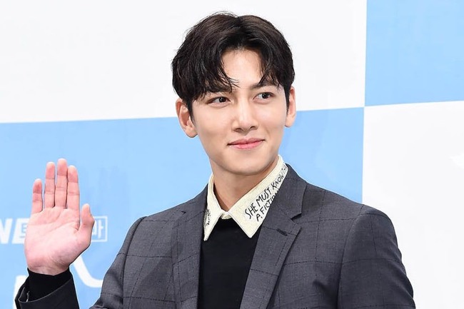 Ji Chang Wook, artis ganteng drama Korea. (Foto: Soompi)